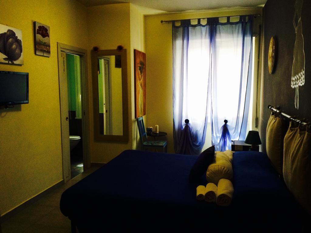 La Donna Garbata Bed & Breakfast Roma Cameră foto